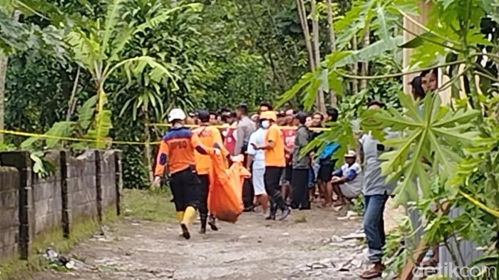ledakan petasan di Blitar